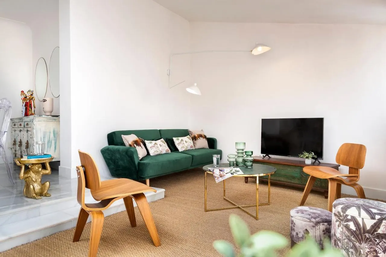 Monkeys Apartments Luxury Penthouse Cathedral & Terrace Seville Spain